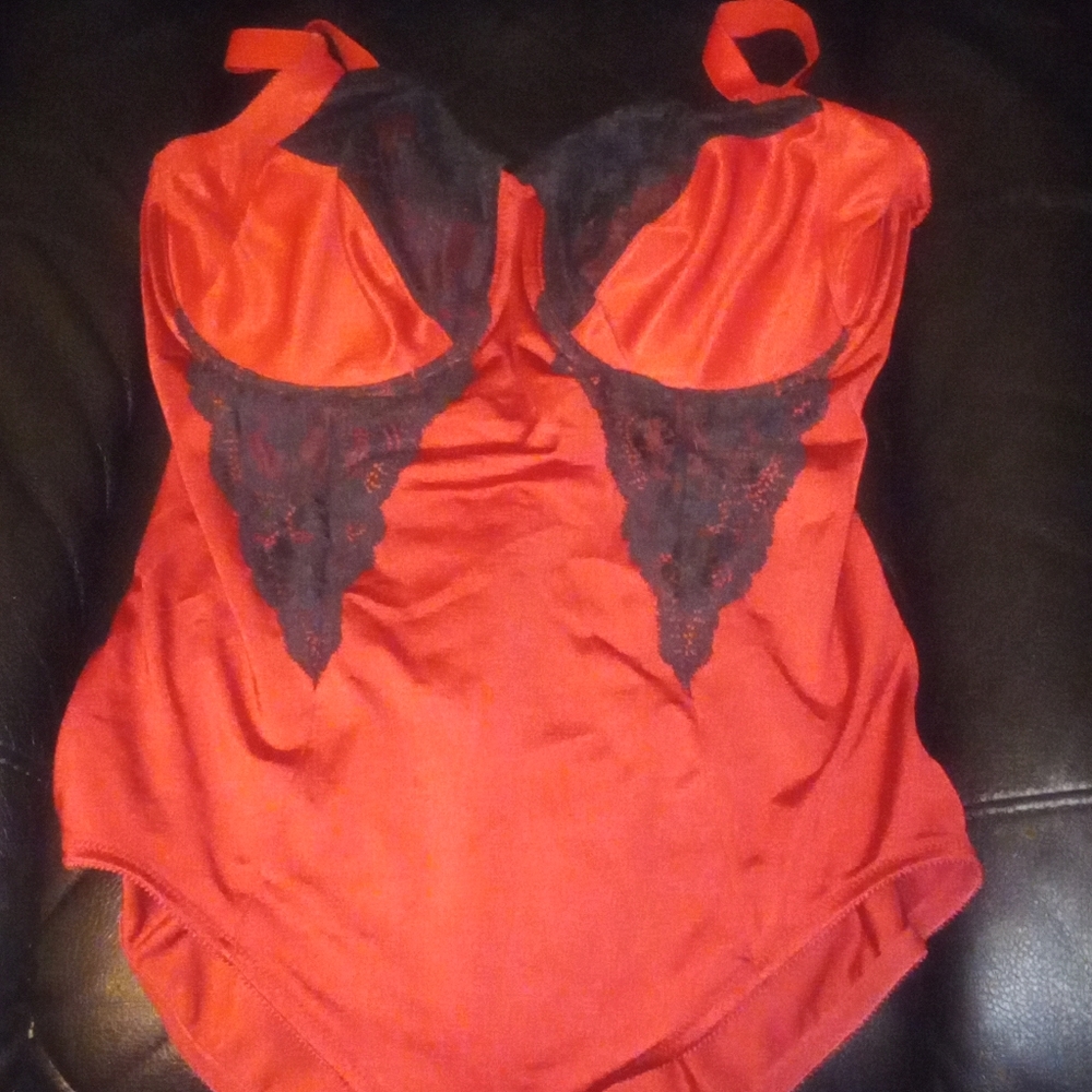 Maidenform bodysuit